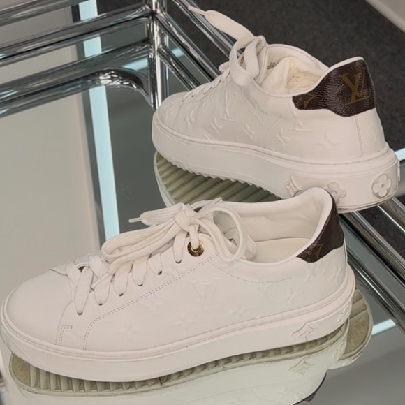 Louis Vuitton sneakers - Picture 1 of 9